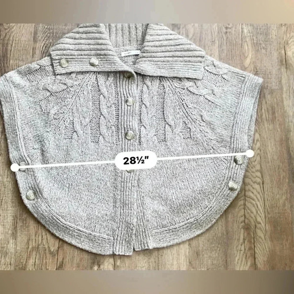 Old Navy Shrug Poncho Like New Size S/P - Picture 6 of 11
